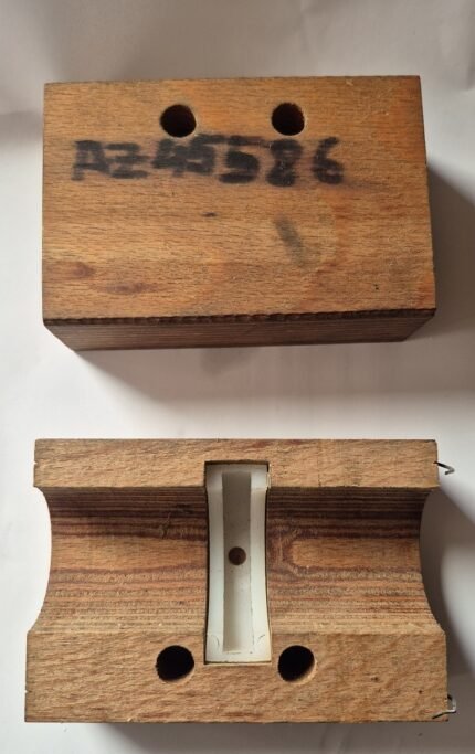 Lagar cai AZ45586