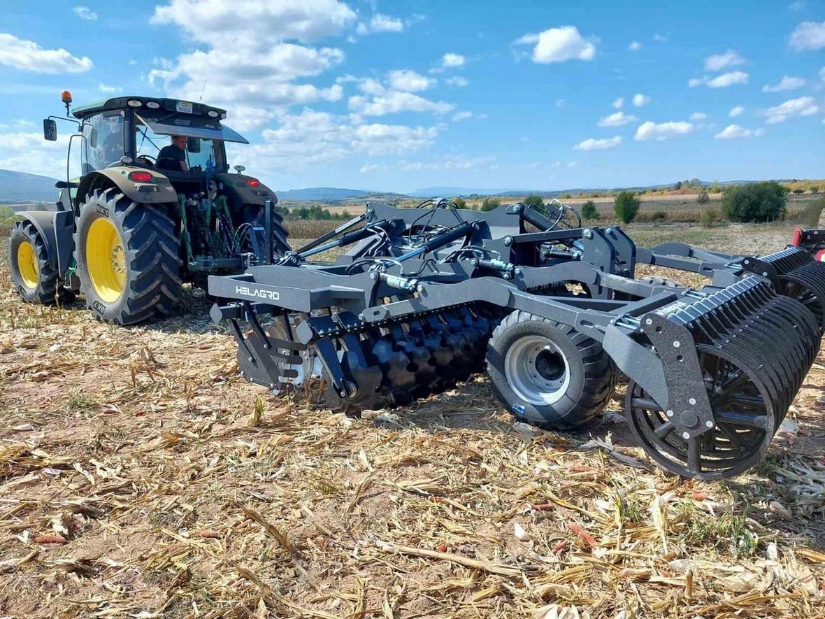 Utilaje pregătirea solului: Ghid complet pentru fermieri în 2026